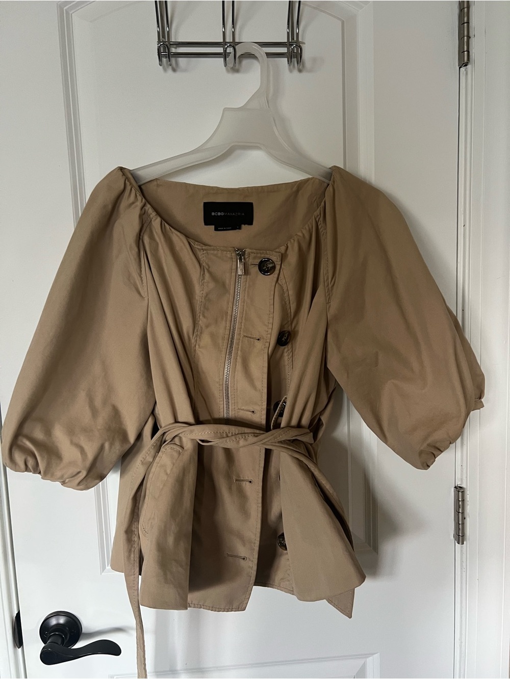 BCBGMaxAzria Taupe Button-Front Jacket